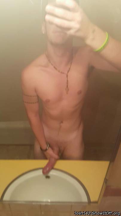 Hot body and dick!