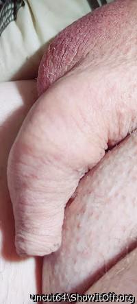 I love a dick with a sexy foreskin like that