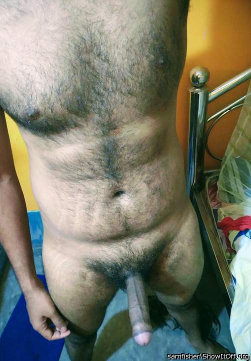 beautiful full frontal male nudity!!  
