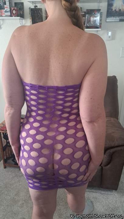 nice ass to grab and squeeze 
   