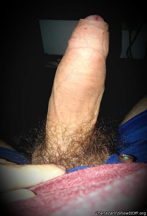Hot dick. I would love to suck it.  