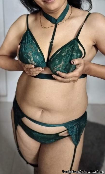 Adult image from Rocketlund