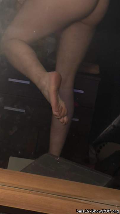 my boyfriend's feet are so hot., love them