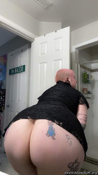 I want my face deep in there