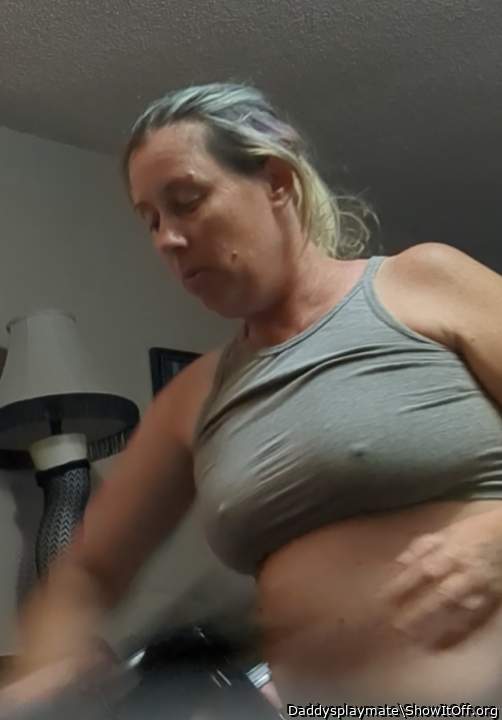 Hmmm would love to cum all over you  