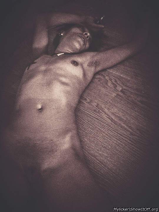 Great image, erotic and sensual!      