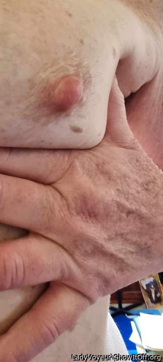 Photo of titties from LadyVoyeur