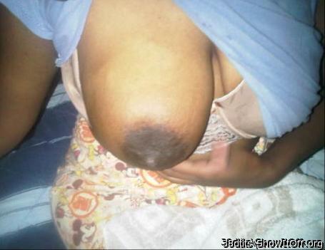 now that is hot,let me suck on it    