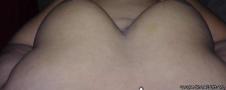 Photo of apples from couple