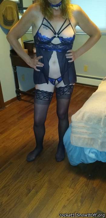 Hot body.  Nice outfit.  Nice open crotch.  You don't even h