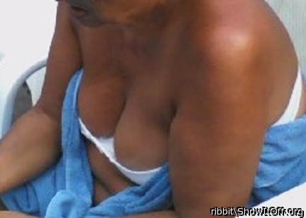 Photo of boobs from ribbit