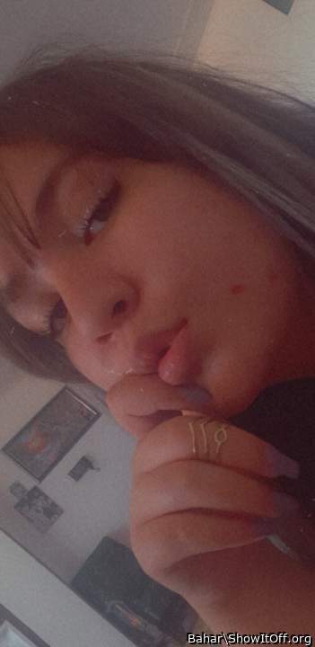 Adult image from Bahar