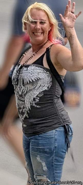 Adult image from Daddysplaymate