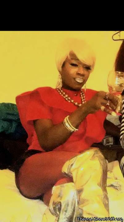 Yes my CD wife being a sexy blonde