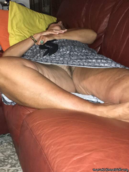 a peak up my my thighs