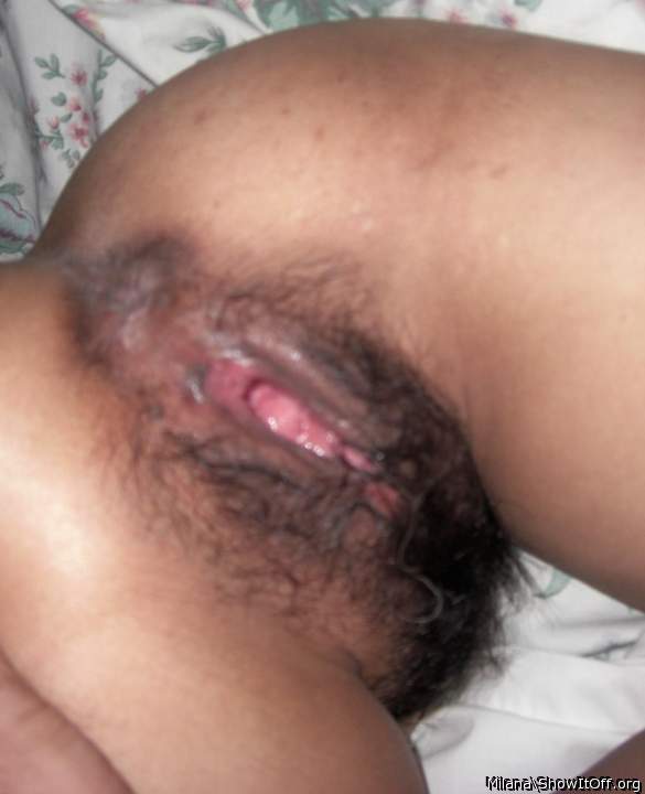 Mmmh your pussy looks so damn juicy