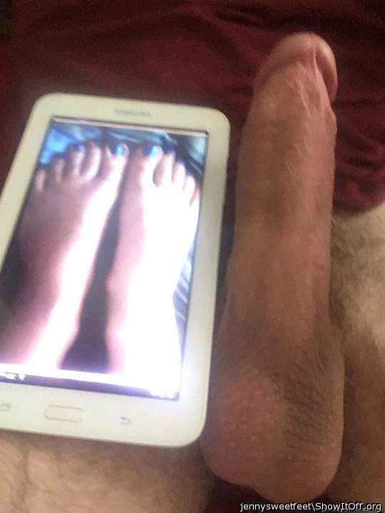 JT always gets hard for my feet! Ty baby!!