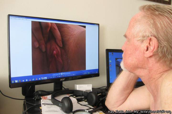 ''Oh My'' this Chatter has Got my Wife CLIT on his TV Set!