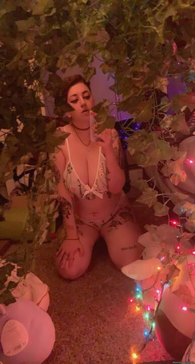 Adult image from Skyls