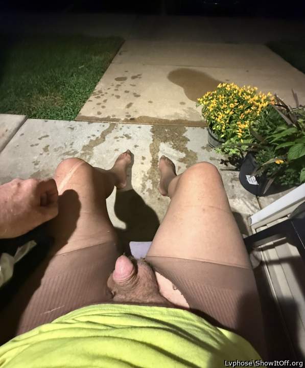 Adult image from Lvphose