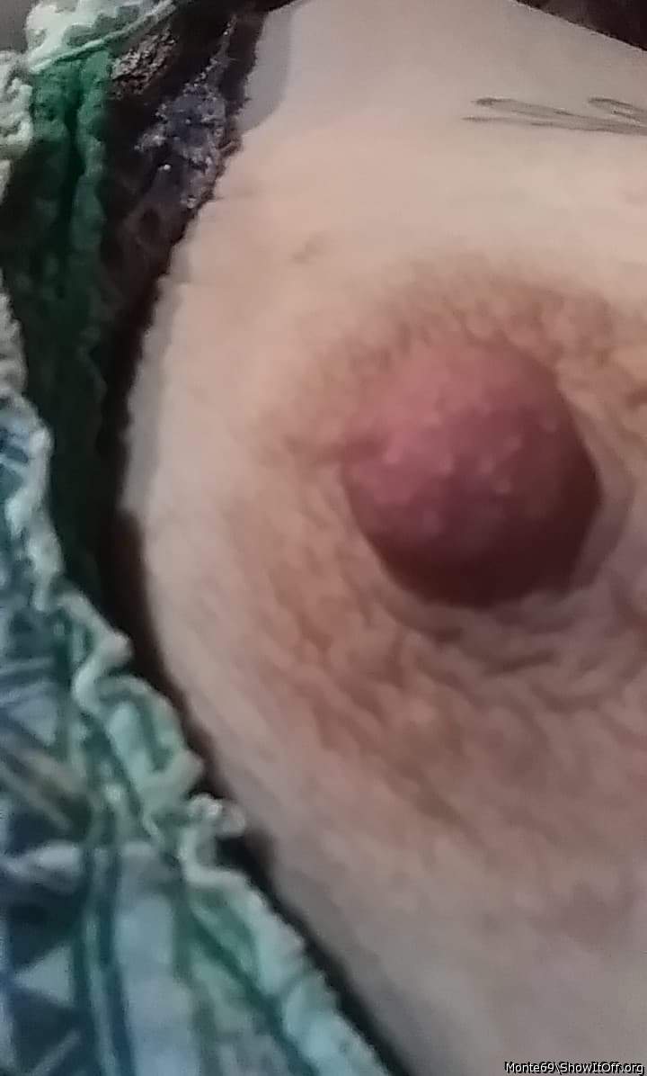 Want to kiss and suck