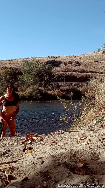 Adult image from Lexieeloves