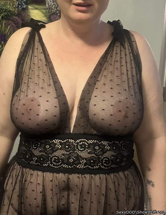 Love how they look in ur beautiful outfit! Gorgeous!