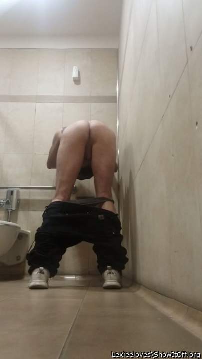 Adult image from Lexieeloves