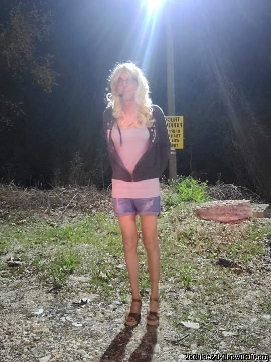 Adult image from 20Chloe23