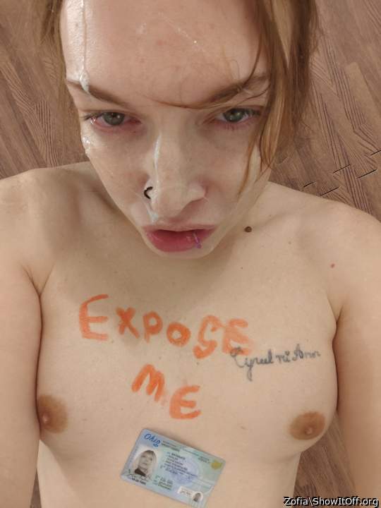 Zofia Azalea Loves being Exposed