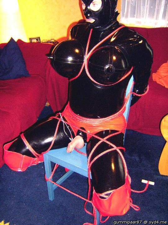 auf dem Bildschirm konte ich ihr  zusehen....