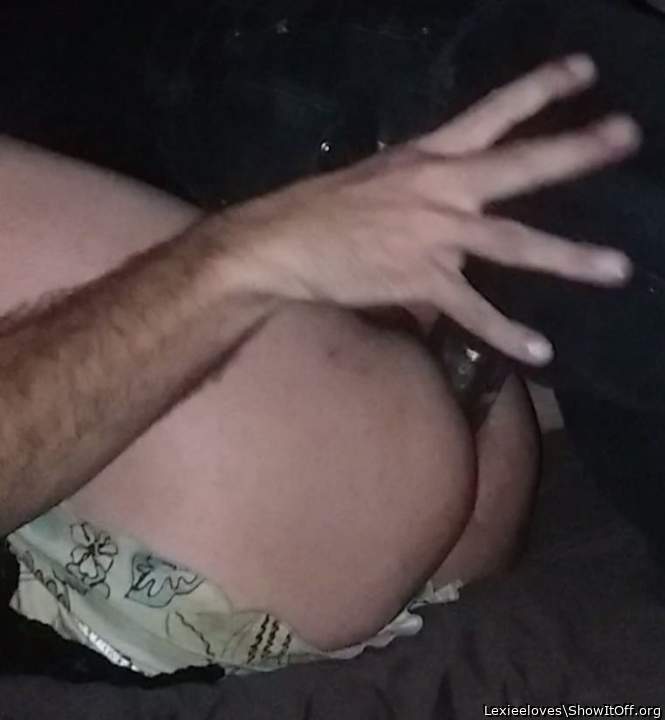 Adult image from Lexieeloves