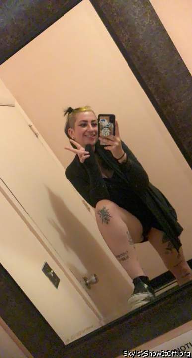 Adult image from Skyls