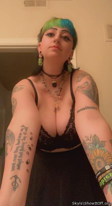 Adult image from Skyls