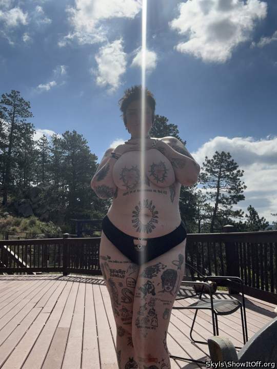 Adult image from Skyls