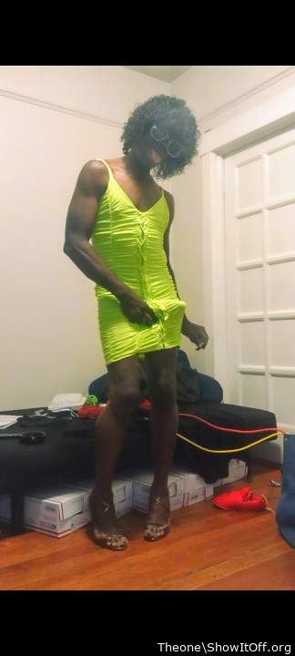 Showing u my big dick wearing this dress
