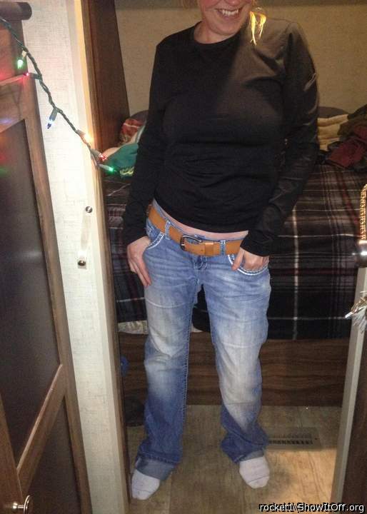 When you look sexy in plain old cloths you know naked is gon