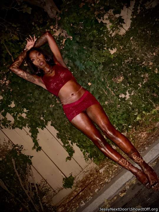 Adult image from JessyNextDoor