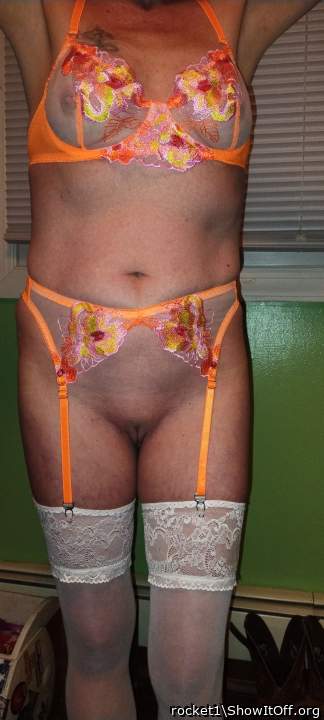 Always super sexy! I like your style and all your sexy Desso