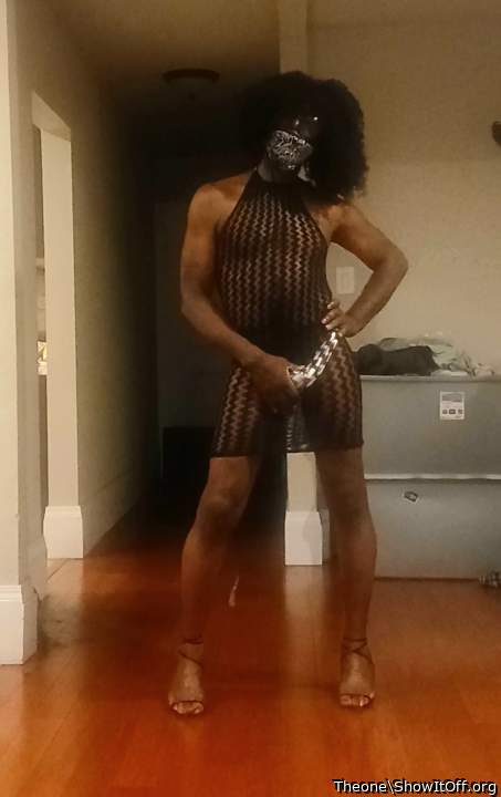 Cum see a man who can get up in it and look the part CD Hershey