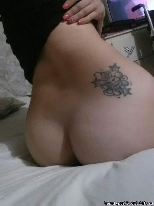 Nice ass.  Nice tatt.