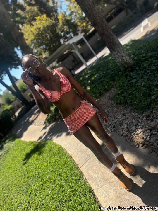 Adult image from JessyNextDoor