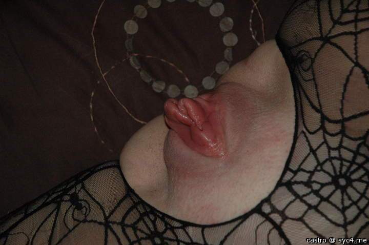 Yumm I want that in my mouth 