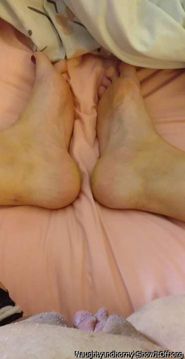 Ohh wow 😍👣 how I would worship your beautifu