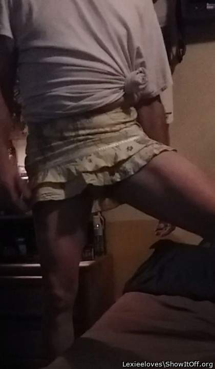 Adult image from Lexieeloves