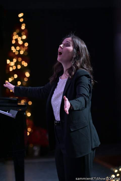 Please conduct me on tasting and licking your pussy for a co