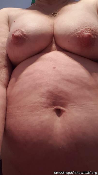 TNipps on a cold day