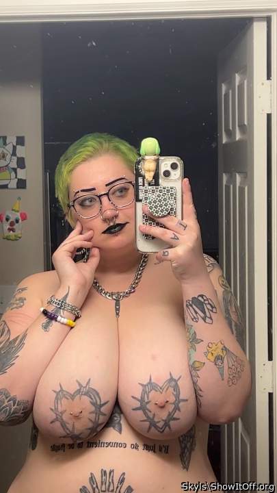 Adult image from Skyls