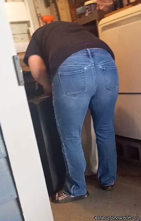 Take those jeans off asshbug