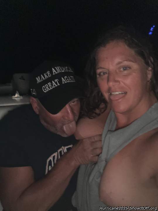 make tit sucking great again    